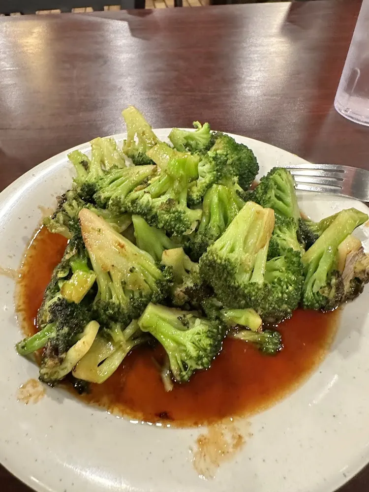 Broccoli with Garlic Sauce